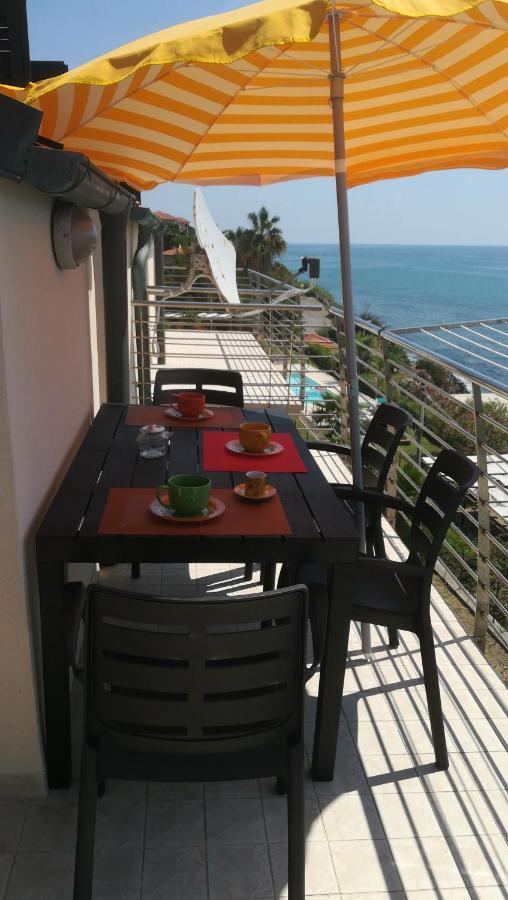 Costarainera Casa Da Brunetto מראה חיצוני תמונה